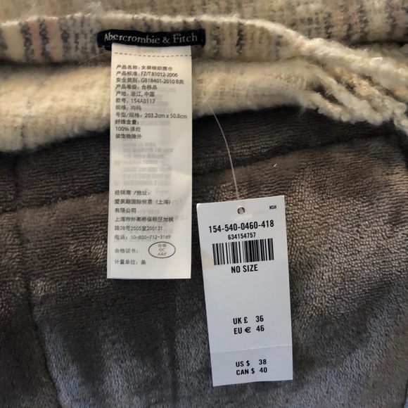 A & F Scarf - Picture 2 of 5